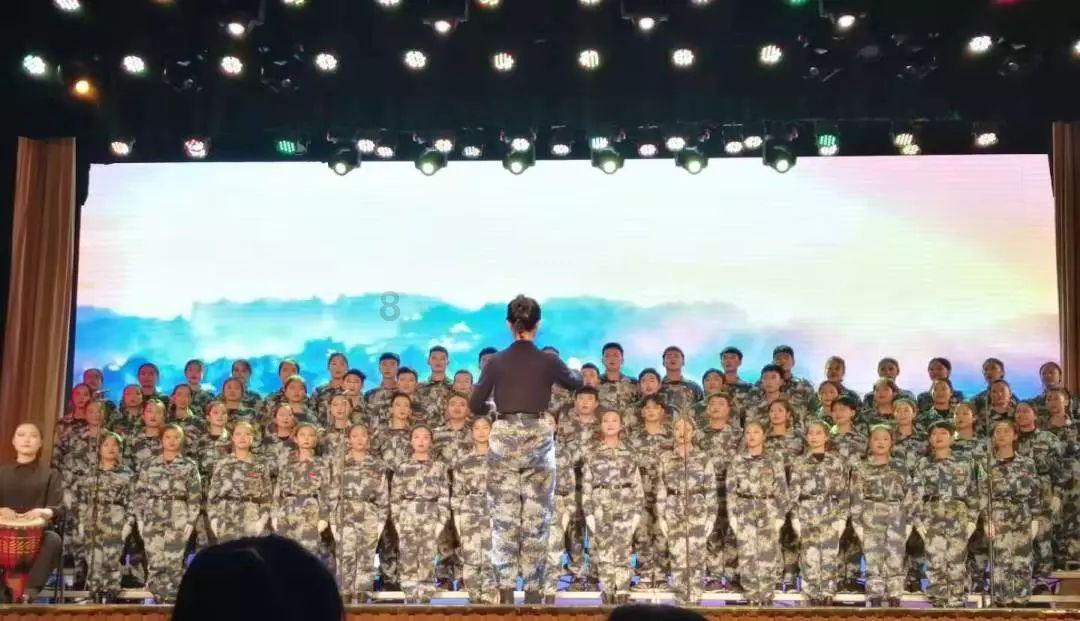 有一种友情叫谢娜何炅，那么何炅会什么时候放弃谢娜？